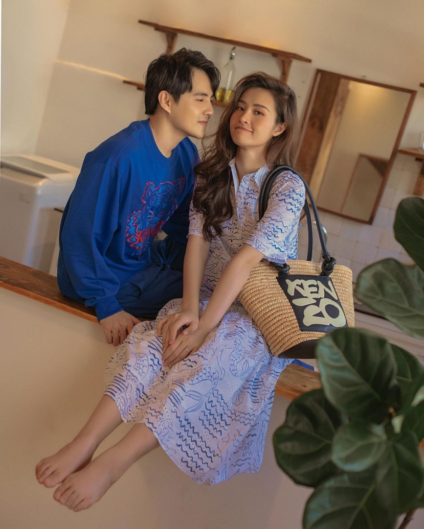 'Mẹ bỉm' Đông Nhi 'nổ đĩa' 5 mẹo mix đồ giúp nâng tầm diện mạo mùa du lịch này - Ảnh 5 'Mẹ bỉm' Đông Nhi 'nổ đĩa' 5 mẹo mix đồ giúp nâng tầm diện mạo mùa du lịch này - Ảnh 5
