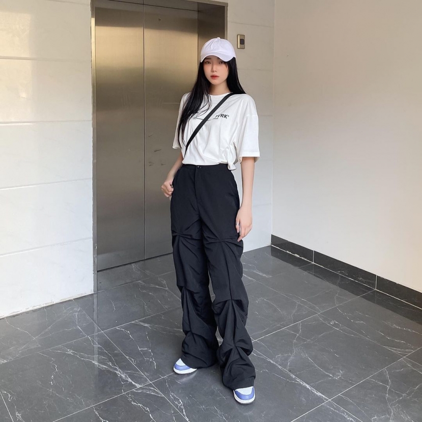 Học các hot girl Insatgram cách phối đồ đầu hè, vừa nhanh gọn vừa 'xịn-mịn' vô cùng - Ảnh 2 Học các hot girl Insatgram cách phối đồ đầu hè, vừa nhanh gọn vừa 'xịn-mịn' vô cùng - Ảnh 2