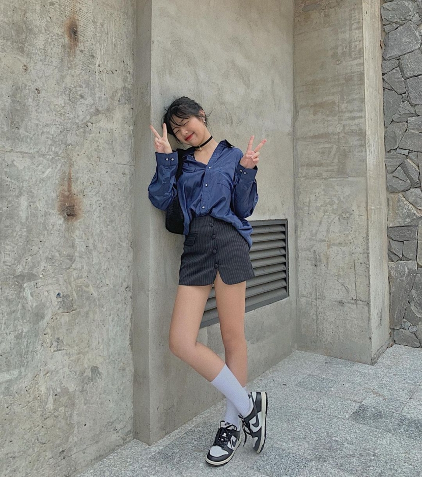 Học các hot girl Insatgram cách phối đồ đầu hè, vừa nhanh gọn vừa 'xịn-mịn' vô cùng - Ảnh 3 Học các hot girl Insatgram cách phối đồ đầu hè, vừa nhanh gọn vừa 'xịn-mịn' vô cùng - Ảnh 3