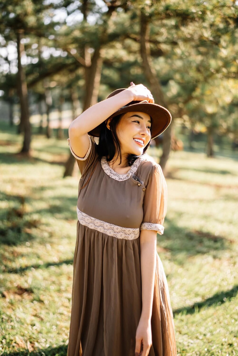 Hóa 'nàng thơ' trong bộ ảnh mới, nhưng Ngân 98 vẫn bị chỉ trích bởi một chi tiết - Ảnh 8 Hóa 'nàng thơ' trong bộ ảnh mới, nhưng Ngân 98 vẫn bị chỉ trích bởi một chi tiết - Ảnh 8