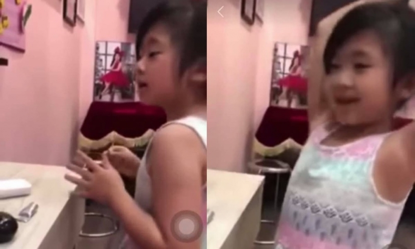 Ái nữ của cố diễn viên Mai Phương càng lớn càng giống mẹ, say sưa hát nhạc Mỹ Tâm khiến khán giả nghẹn ngào - Ảnh 2 Ái nữ của cố diễn viên Mai Phương càng lớn càng giống mẹ, say sưa hát nhạc Mỹ Tâm khiến khán giả nghẹn ngào - Ảnh 2