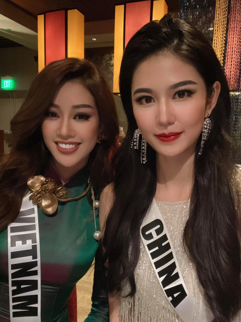 Khánh Vân thướt tha trong tà áo dài, đúng chuẩn 'quốc sắc thiên hương' trước thềm bán kết Miss Universe - Ảnh 6 Khánh Vân thướt tha trong tà áo dài, đúng chuẩn 'quốc sắc thiên hương' trước thềm bán kết Miss Universe - Ảnh 6