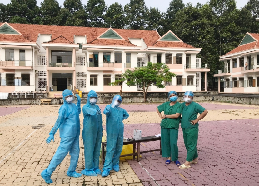 Xúc động bức thư bác sĩ gửi đàn em trước giờ xông pha vào tâm dịch: Cao quý lắm, những anh hùng áo trắng - Ảnh 2 Xúc động bức thư bác sĩ gửi đàn em trước giờ xông pha vào tâm dịch: Cao quý lắm, những anh hùng áo trắng - Ảnh 2