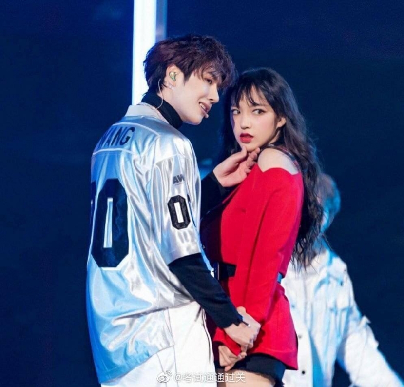 Những couple Cbiz bị dân tình ship ‘ngang ngược’: Tiêu Chiến - Lý Hiện vẫn thua Cung Tuấn - Tôn Ngộ Không - Ảnh 9 Những couple Cbiz bị dân tình ship ‘ngang ngược’: Tiêu Chiến - Lý Hiện vẫn thua Cung Tuấn - Tôn Ngộ Không - Ảnh 9