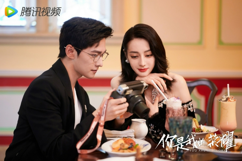 Dương Dương - Nhiệt Ba công khai hẹn hò dịp Thất tịch, cử chỉ 'tình bể bình' khiến netizen khóc thét? - Ảnh 6 Dương Dương - Nhiệt Ba công khai hẹn hò dịp Thất tịch, cử chỉ 'tình bể bình' khiến netizen khóc thét? - Ảnh 6