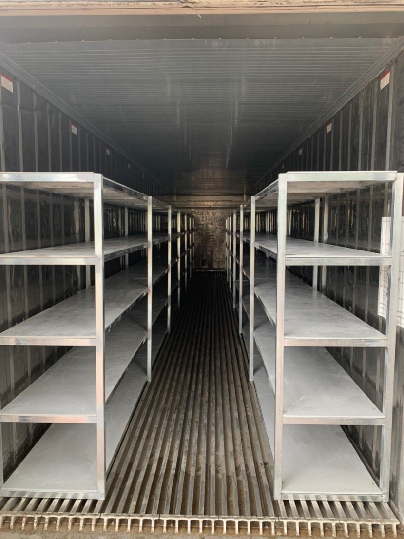 Việt Hương chi thêm số tiền 'khủng' để mua container làm phòng lạnh y tế - Ảnh 3 Việt Hương chi thêm số tiền 'khủng' để mua container làm phòng lạnh y tế - Ảnh 3
