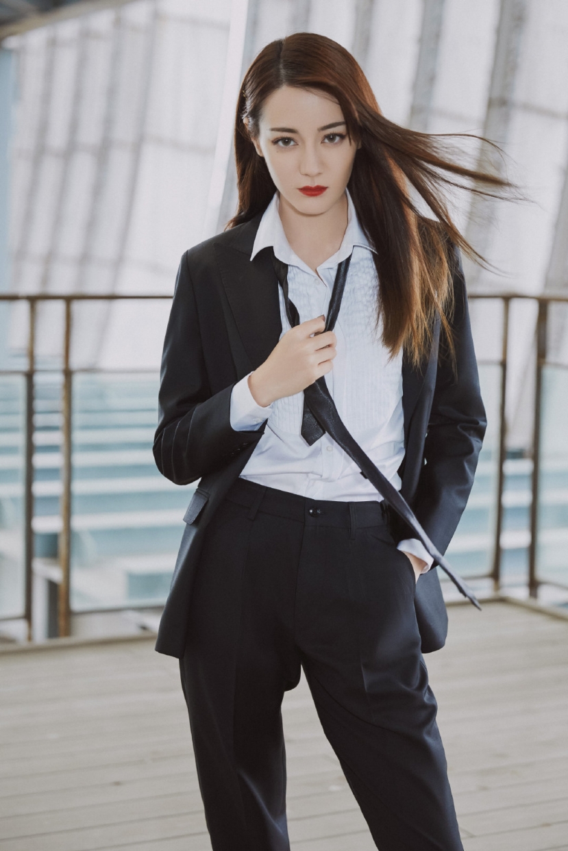 Địch Lệ Nhiệt Ba Địch Lệ Nhiệt Ba