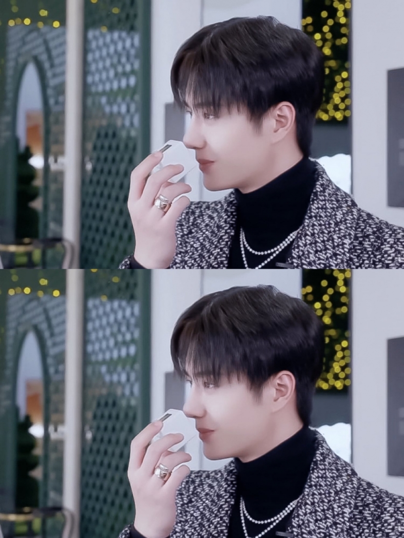 Tạo hình của Vương Nhất Bác tại triển lãm Chanel tối qua Tạo hình của Vương Nhất Bác tại triển lãm Chanel tối qua