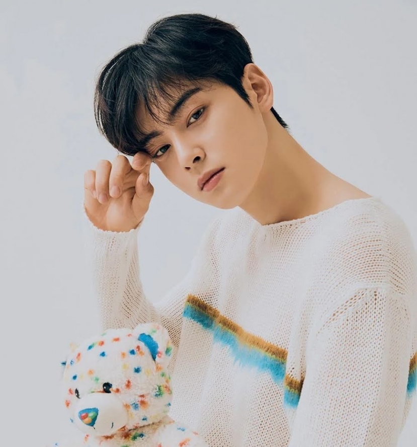 Cha Eun Woo của ASTRO đứng thứ 2 với chỉ số danh tiếng thương hiệu là 3,826,592 Cha Eun Woo của ASTRO đứng thứ 2 với chỉ số danh tiếng thương hiệu là 3,826,592