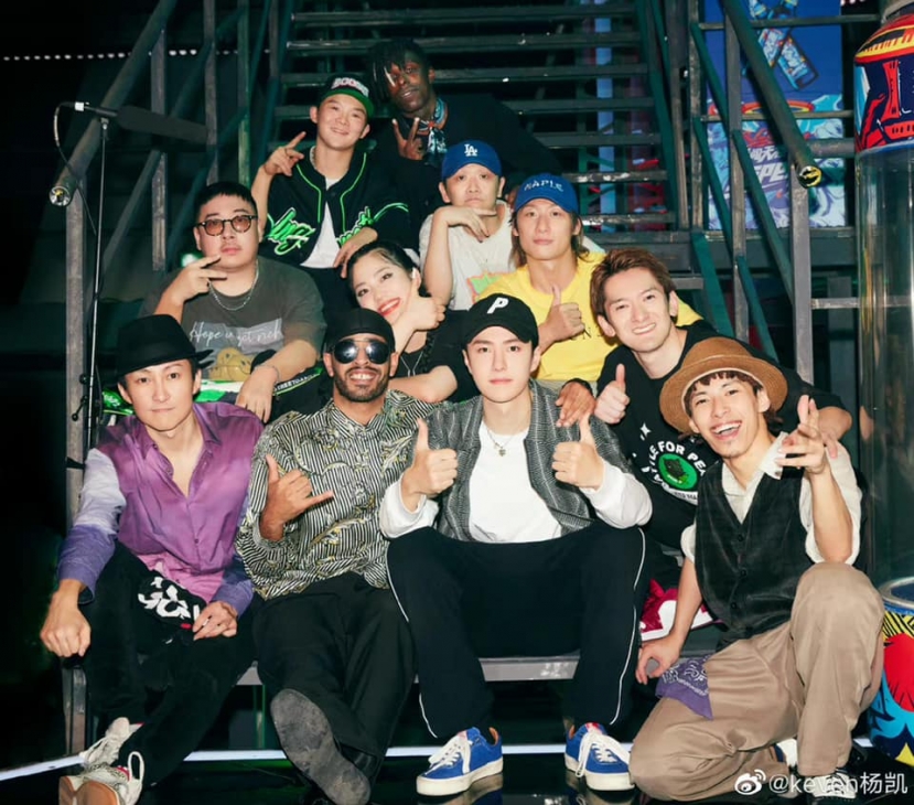 Show truyền hình đình đám Street Dance of China mùa 4 được xem là nơi để nam ngôi sao thể hiện sức trẻ, được sống là chính mình Show truyền hình đình đám Street Dance of China mùa 4 được xem là nơi để nam ngôi sao thể hiện sức trẻ, được sống là chính mình
