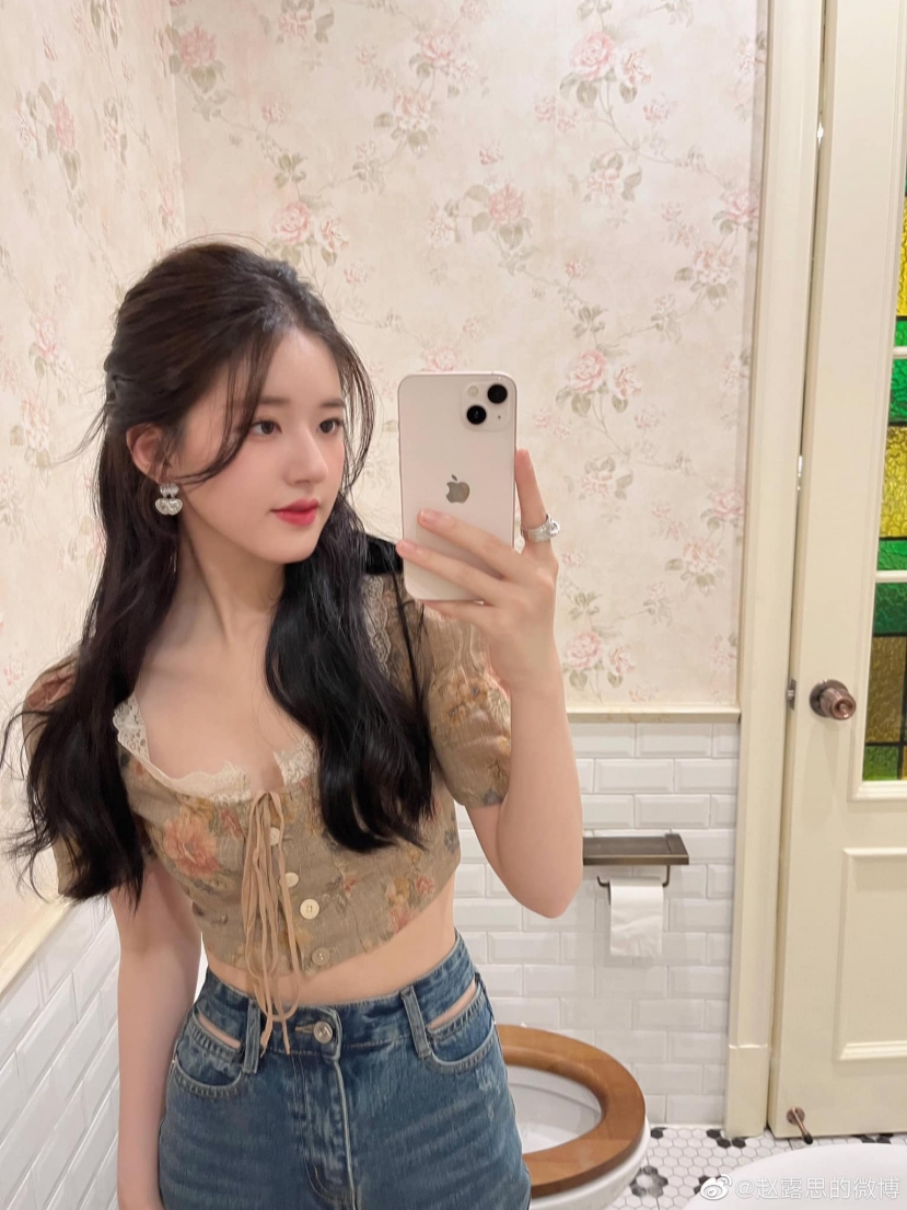 Góc nghiênh thanh tú Góc nghiênh thanh tú
