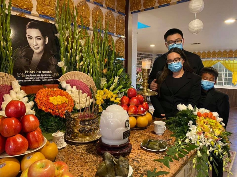 Chương trình tang lễ của Phi Nhung tại Mỹ được tổ chức mở rộng, người hâm mộ đều có thể đến tham dự để đưa cô về nơi an nghỉ cuối cùng Chương trình tang lễ của Phi Nhung tại Mỹ được tổ chức mở rộng, người hâm mộ đều có thể đến tham dự để đưa cô về nơi an nghỉ cuối cùng