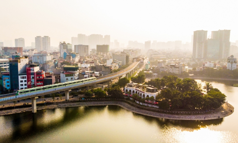 Đường sắt Cát Linh - Hà Đông sẽ giúp “giảm ùn tắc giao thông, hạn chế phương tiện cá nhân, giảm ô nhiễm môi trường và góp phần thay đổi giao thông trong nội thành” . Ảnh: Internet Đường sắt Cát Linh - Hà Đông sẽ giúp “giảm ùn tắc giao thông, hạn chế phương tiện cá nhân, giảm ô nhiễm môi trường và góp phần thay đổi giao thông trong nội thành” . Ảnh: Internet