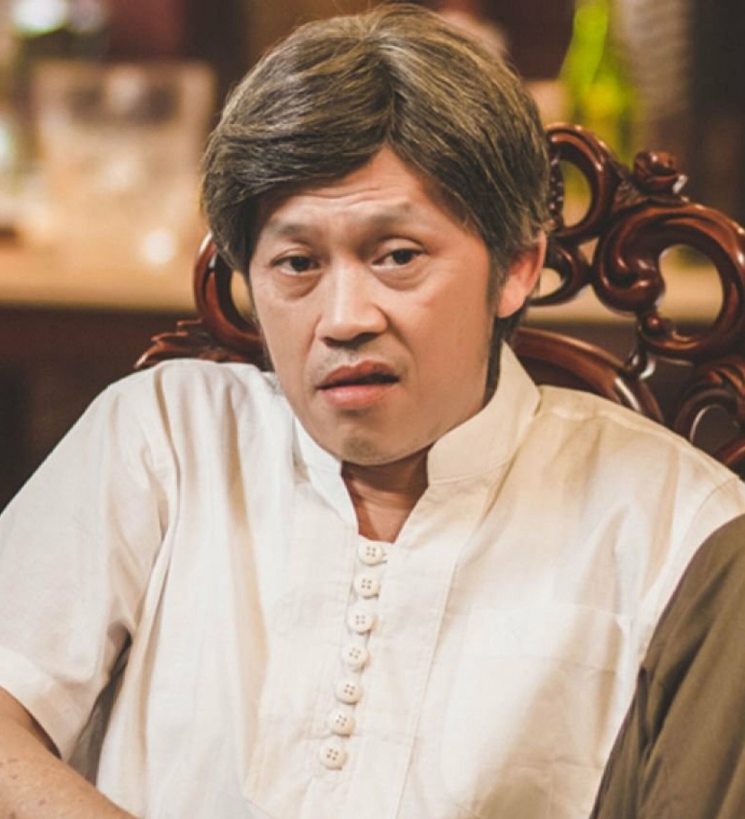 Thời gian qua danh hài Hoài Linh dường như biến mất khỏi mạng xã hội bởi ồn ào từ thiện Thời gian qua danh hài Hoài Linh dường như biến mất khỏi mạng xã hội bởi ồn ào từ thiện