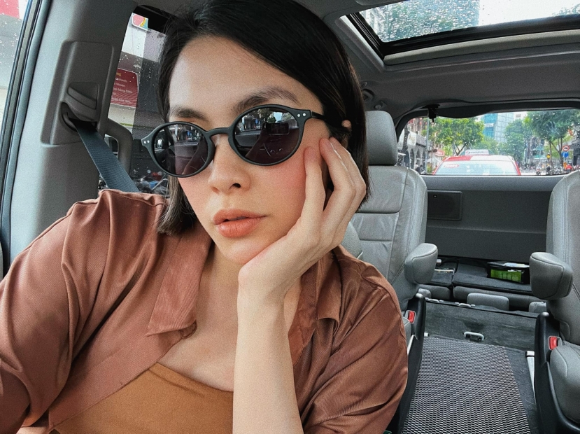 Soi lại loạt ảnh mỹ nhân họ Tăng đăng tải lên MXH, chắc hẳn nhiều người sẽ phải ngỡ ngàng vì đôi lúc cô có chút sơ hở Soi lại loạt ảnh mỹ nhân họ Tăng đăng tải lên MXH, chắc hẳn nhiều người sẽ phải ngỡ ngàng vì đôi lúc cô có chút sơ hở