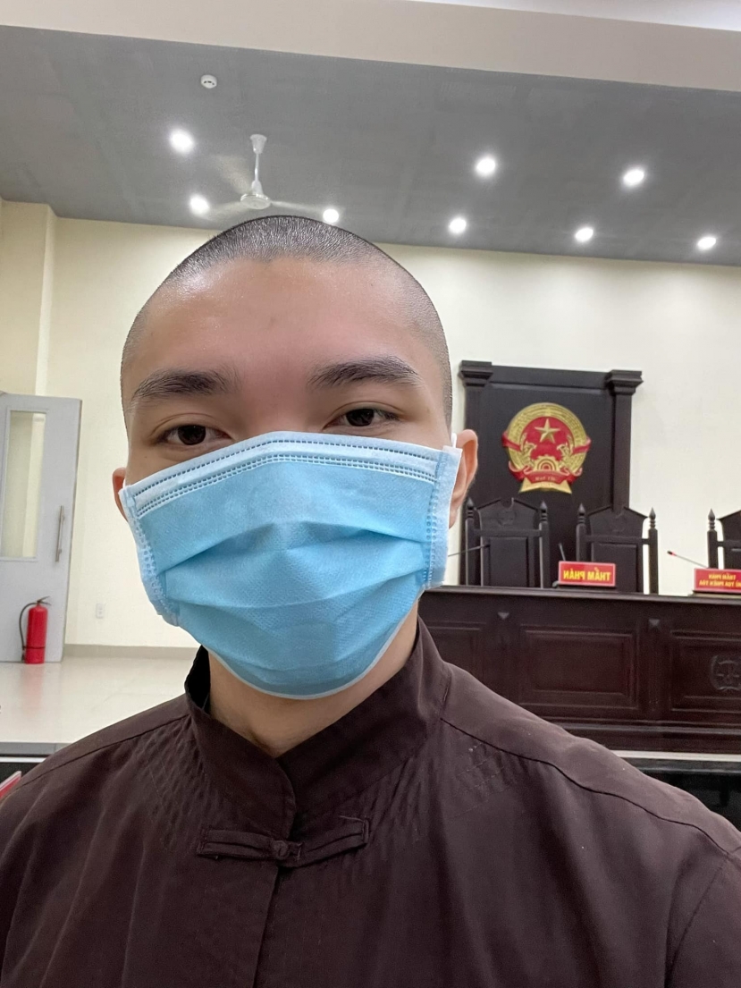 Hội đồng xét xử bác gần như toàn bộ kháng cáo của ông Nhị Nguyên, chỉ chấp thuận yêu cầu bồi thường 17 triệu đồng Hội đồng xét xử bác gần như toàn bộ kháng cáo của ông Nhị Nguyên, chỉ chấp thuận yêu cầu bồi thường 17 triệu đồng