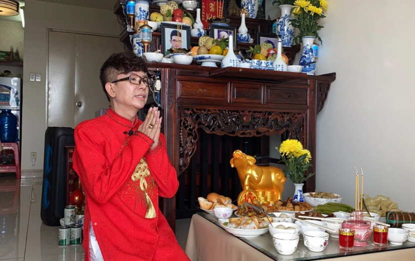 Long Nhật đã lập bàn thờ ngay tại nhà, sau khi Vương Bảo Tuấn mất Long Nhật đã lập bàn thờ ngay tại nhà, sau khi Vương Bảo Tuấn mất