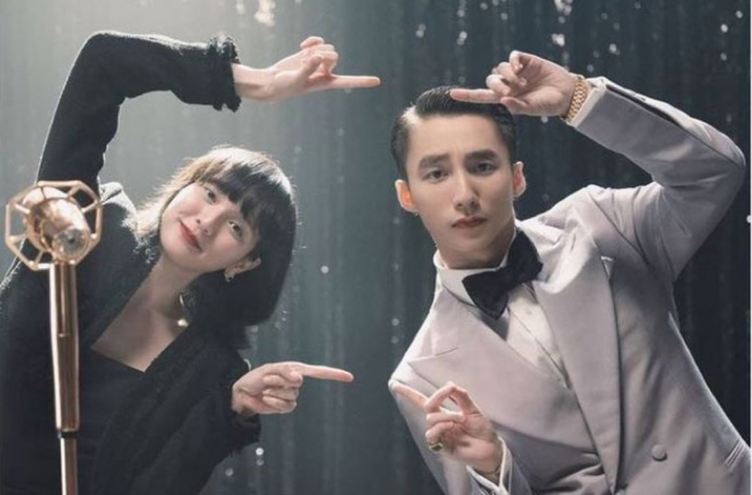 Kể từ khi vướng phải ồn ào 'trà xanh', Hải Tú - Sơn Tùng ít xuất hiện trước báo giới hẳn. Tuy nhiên, mới đây cả hai bất ngờ trở thành tâm điểm dư luận Kể từ khi vướng phải ồn ào 'trà xanh', Hải Tú - Sơn Tùng ít xuất hiện trước báo giới hẳn. Tuy nhiên, mới đây cả hai bất ngờ trở thành tâm điểm dư luận