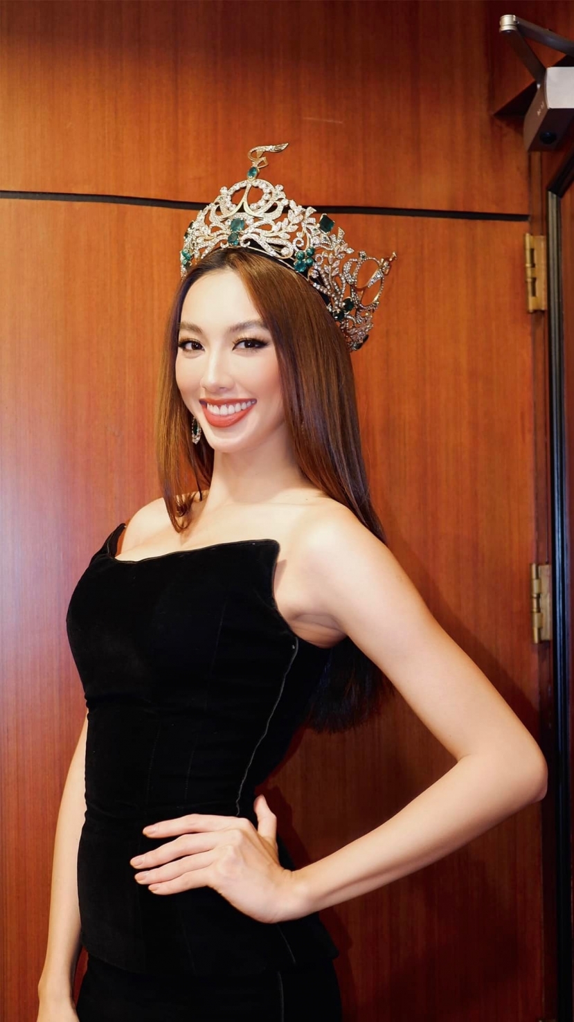 Thùy Tiên sẽ đón giao thừa tại Thái Lan, và có mặt tại Việt Nam vào ngày đầu tiên của năm mới (1/1/2022) Thùy Tiên sẽ đón giao thừa tại Thái Lan, và có mặt tại Việt Nam vào ngày đầu tiên của năm mới (1/1/2022)