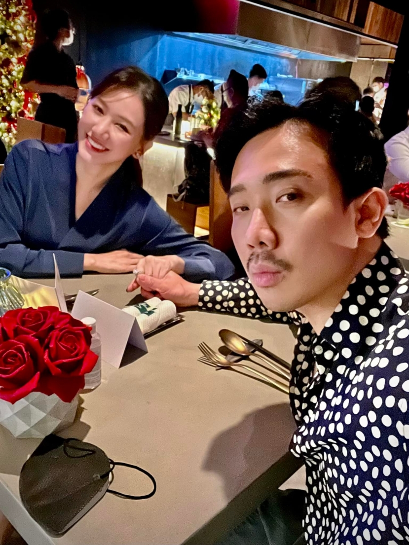Không chỉ biết đến với danh xưng 'ông hoàng của Vbiz', Trấn Thành còn được xem là 'anh chồng quốc dân' được hội chị em hướng tới Không chỉ biết đến với danh xưng 'ông hoàng của Vbiz', Trấn Thành còn được xem là 'anh chồng quốc dân' được hội chị em hướng tới