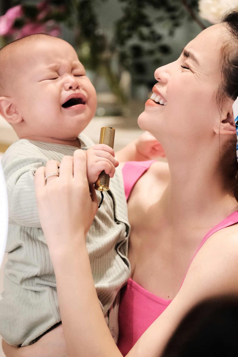Biểu cảm đáng yêu của Leon luôn khiến CDM phải 'cười nghiêng ngả' Biểu cảm đáng yêu của Leon luôn khiến CDM phải 'cười nghiêng ngả'