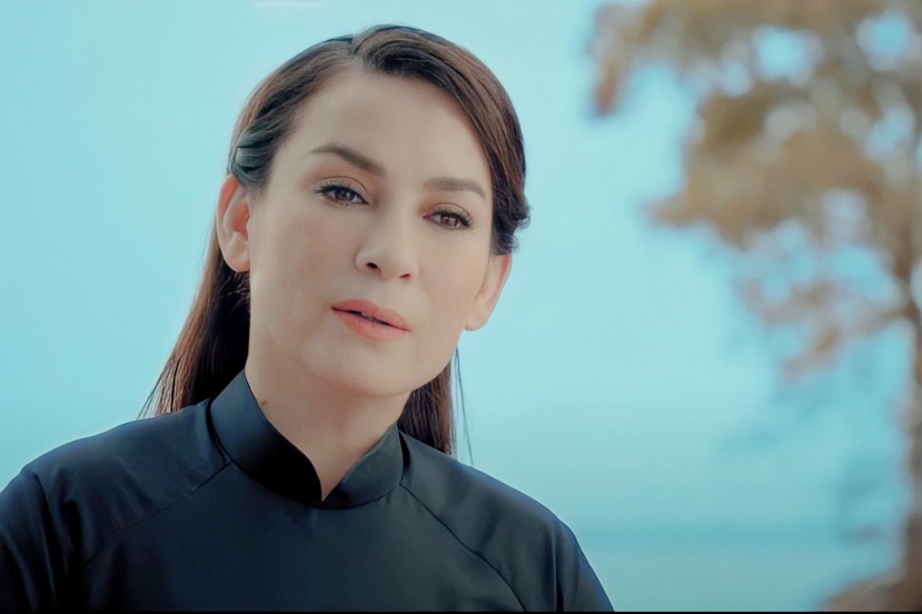 Mới đây, ca khúc Bậu ơi đừng khóc đã trở thành Ca khúc được yêu thích nhất tại giải Mai Vàng lần thứ 27 Mới đây, ca khúc Bậu ơi đừng khóc đã trở thành Ca khúc được yêu thích nhất tại giải Mai Vàng lần thứ 27