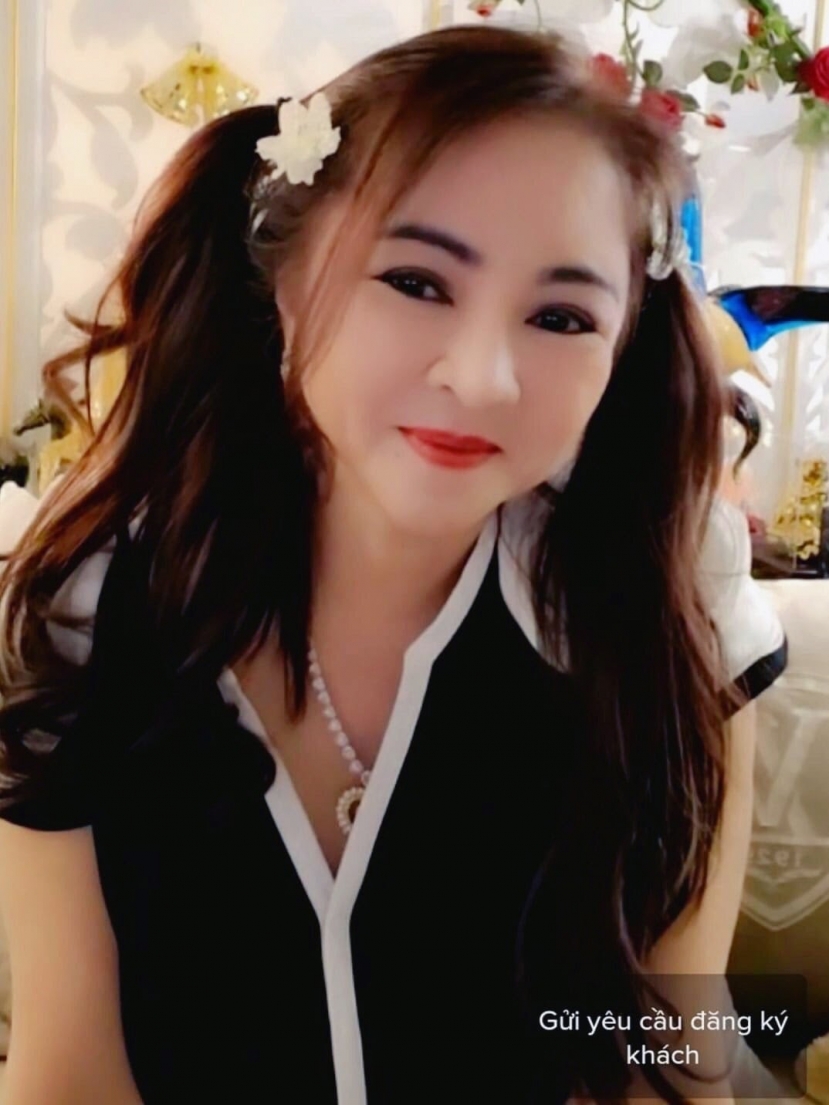 Đàm Vĩnh Hưng, vợ chồng Thủy Tiên - Công Vinh, nhà báo Hàn Ni, nhà báo Đức Hiển, bà Đinh Thị Lan đã đệ đơn kiện bà PH. Công An tỉnh Bình Dương đã thụ lý Đàm Vĩnh Hưng, vợ chồng Thủy Tiên - Công Vinh, nhà báo Hàn Ni, nhà báo Đức Hiển, bà Đinh Thị Lan đã đệ đơn kiện bà PH. Công An tỉnh Bình Dương đã thụ lý