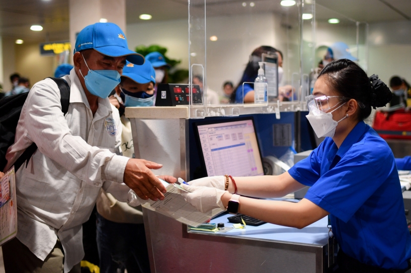 Thủ tướng đôn đốc các bộ, ngành, địa phương thực hiện nhiệm vụ phục vụ nhân dân đón Tết 2022 - Ảnh 2 Thủ tướng đôn đốc các bộ, ngành, địa phương thực hiện nhiệm vụ phục vụ nhân dân đón Tết 2022 - Ảnh 2