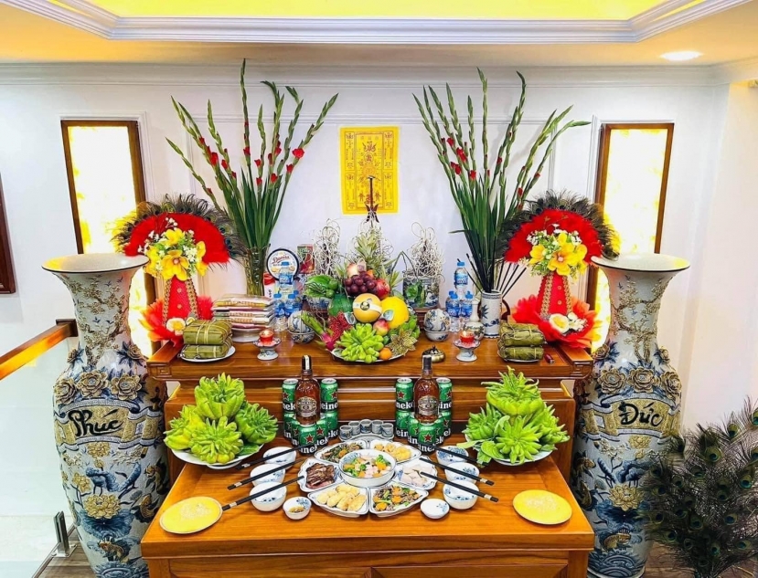 Bên cạnh các vật phẩm như trái cây, vàng mã... thì lựa chọn hoa để cúng vào rằm tháng giêng vô cùng quan trọng Bên cạnh các vật phẩm như trái cây, vàng mã... thì lựa chọn hoa để cúng vào rằm tháng giêng vô cùng quan trọng