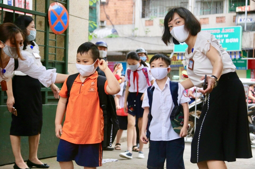 UBND Hà Nội quyết định hoãn kế hoạch dạy học trực tiếp cho học sinh từ lớp 1 - 6 tại 12 quận nội thành UBND Hà Nội quyết định hoãn kế hoạch dạy học trực tiếp cho học sinh từ lớp 1 - 6 tại 12 quận nội thành