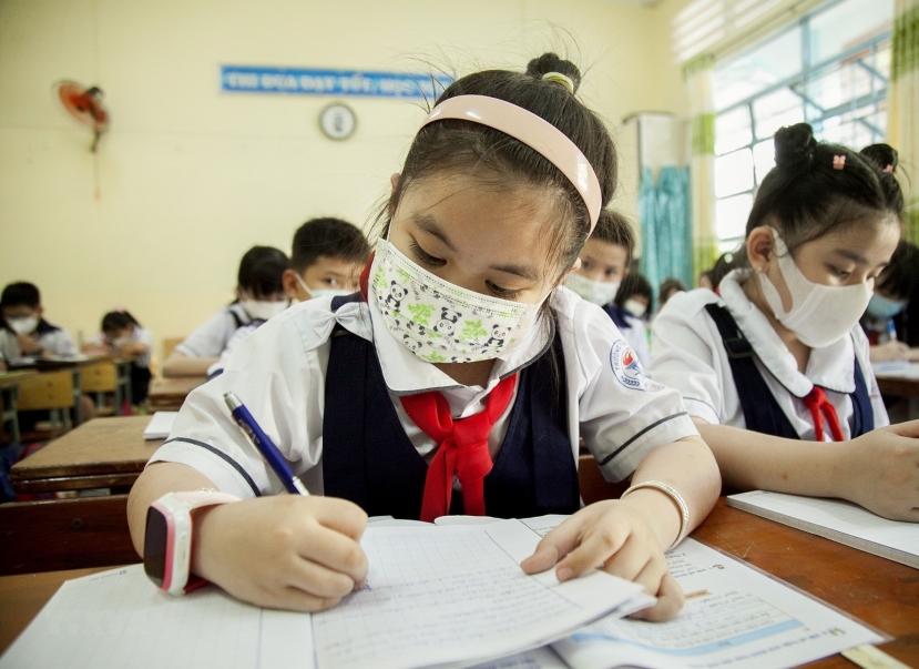 Sở GD - ĐT đã trình UBND thành phố xem xét, phê duyệt việc cho phép dạy học trực tiếp 2 buổi/ngày, tổ chức ăn bán trú, đưa đón học sinh từ 21/2 Sở GD - ĐT đã trình UBND thành phố xem xét, phê duyệt việc cho phép dạy học trực tiếp 2 buổi/ngày, tổ chức ăn bán trú, đưa đón học sinh từ 21/2