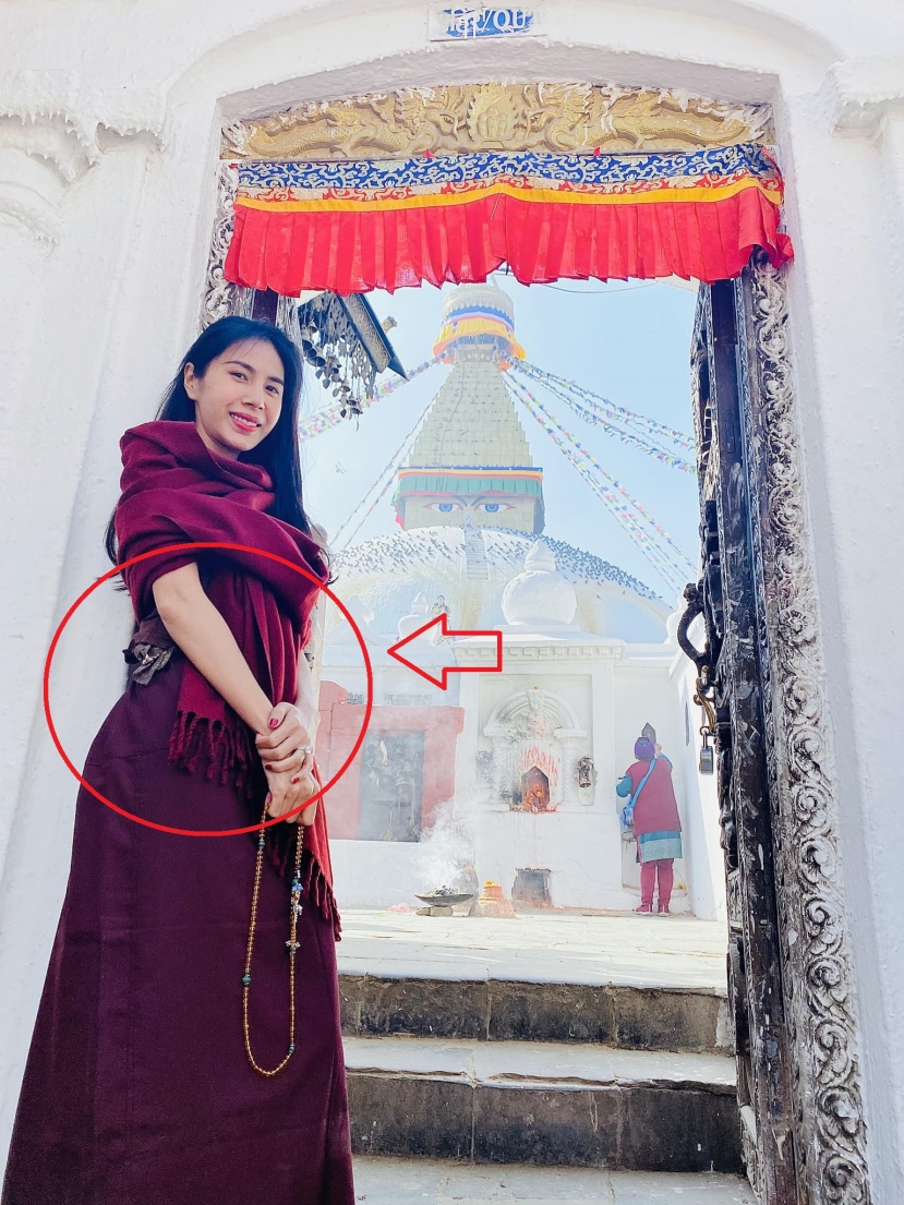 Netizen phát hiện vòng 2 của Thủy Tiên to bất thường dường như đang sử dụng khăn quàng để che lại Netizen phát hiện vòng 2 của Thủy Tiên to bất thường dường như đang sử dụng khăn quàng để che lại