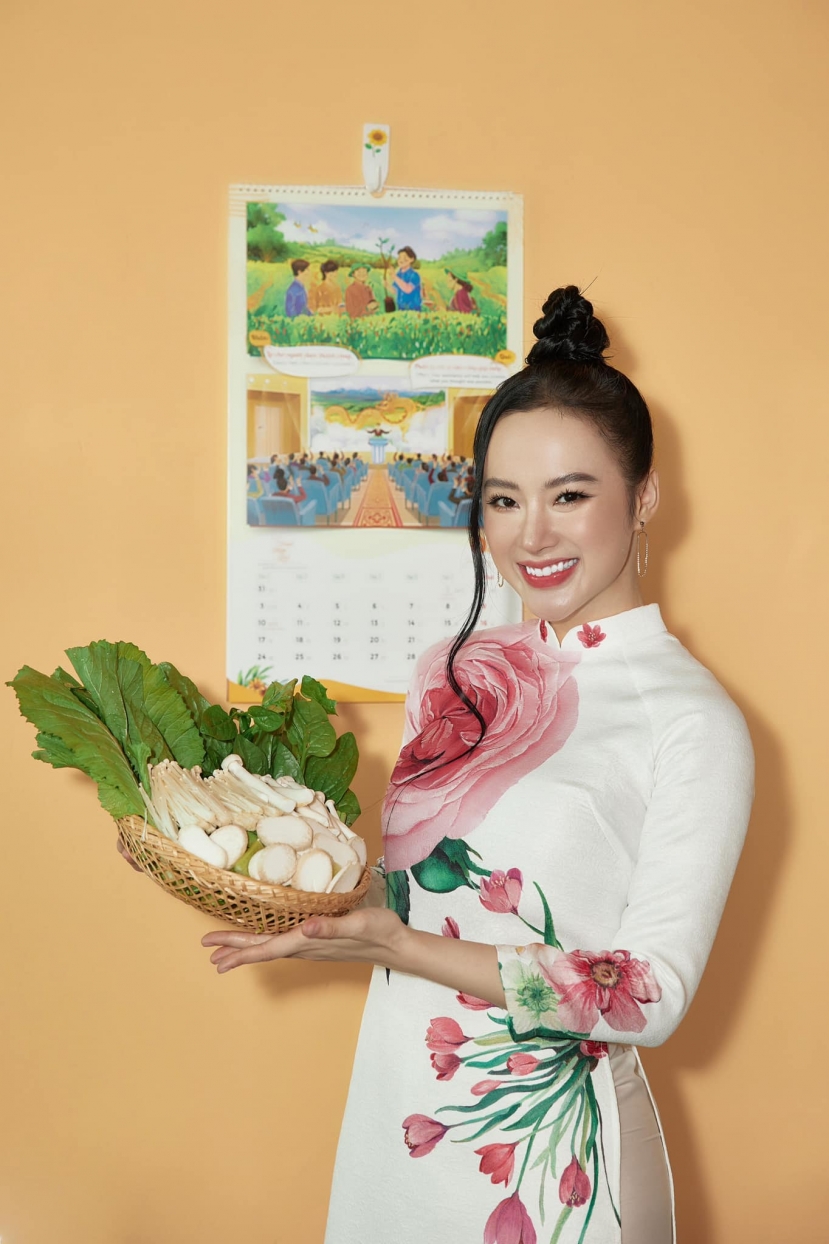 Vốn là ngôi sao gắn liền với thị phi, 'đòn roi' từ dư luận đã quá quen với Angela Phương Trinh Vốn là ngôi sao gắn liền với thị phi, 'đòn roi' từ dư luận đã quá quen với Angela Phương Trinh
