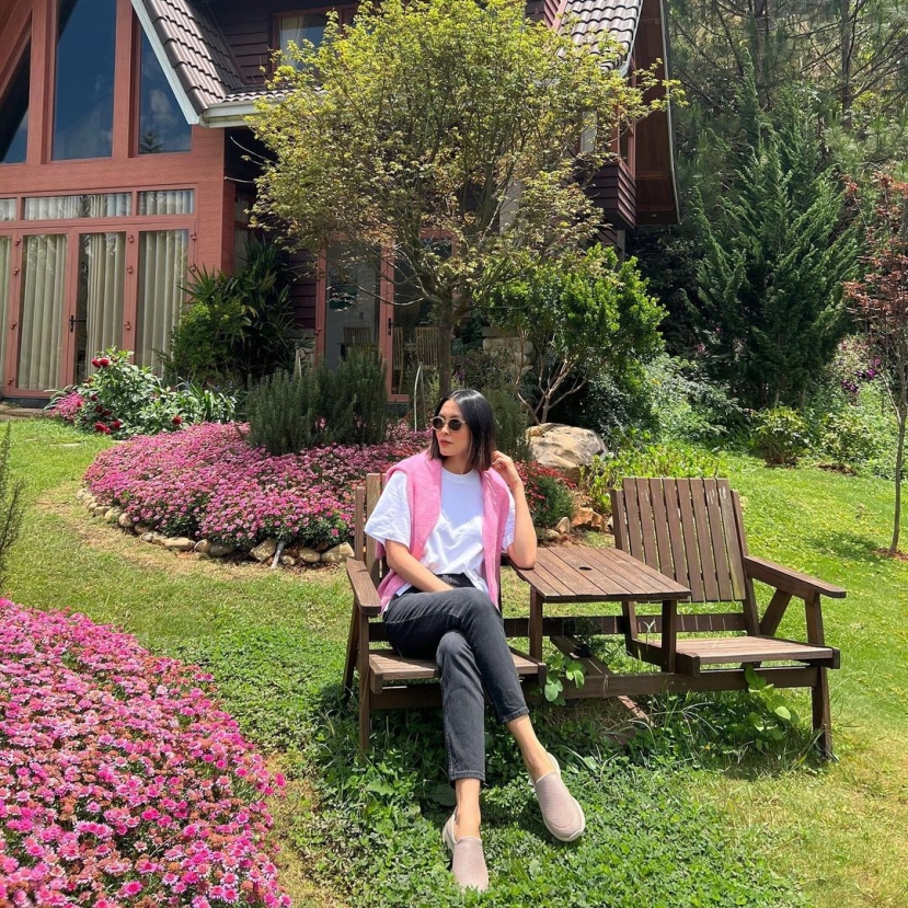 Người đẹp rất chăm chỉ thay đổi visual Người đẹp rất chăm chỉ thay đổi visual
