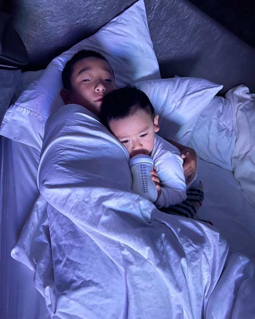 Ai nấy đều công nhận rằng, cháu giọng ca Bông Điên Điển ngày càng phổng phao Ai nấy đều công nhận rằng, cháu giọng ca Bông Điên Điển ngày càng phổng phao