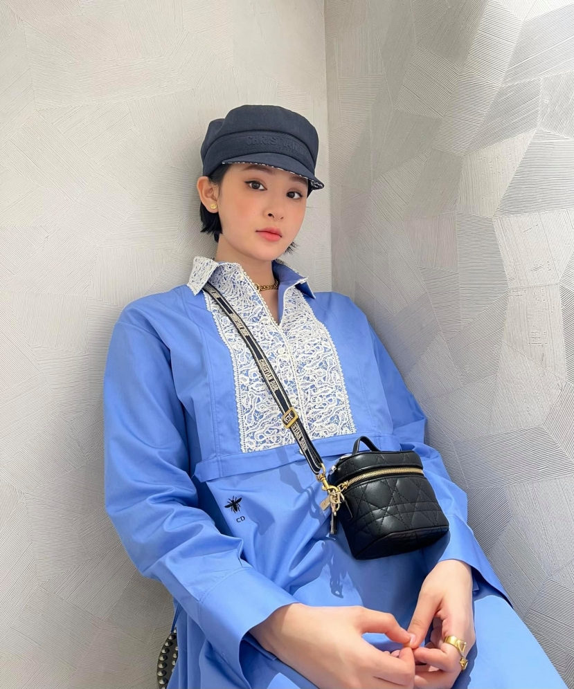 Sau ồn ào 'Anh em nương tựa' gây sốt mạng xã hội, nhất cử nhất động của Hiền Hồ nhận được quan tâm của khán giả Sau ồn ào 'Anh em nương tựa' gây sốt mạng xã hội, nhất cử nhất động của Hiền Hồ nhận được quan tâm của khán giả