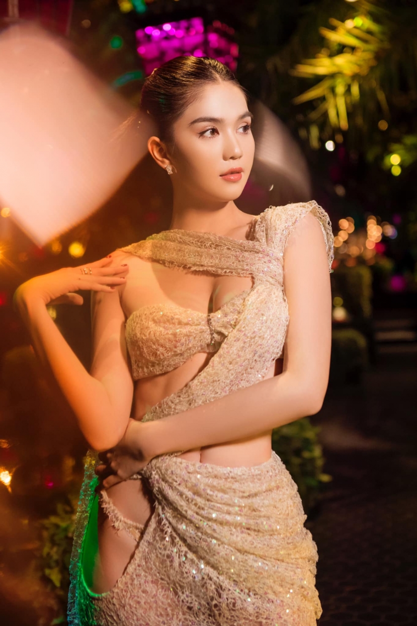 Khối tài sản 'không phải dạng vừa' của Ngọc Trinh khiến dân tình ngưỡng mộ Khối tài sản 'không phải dạng vừa' của Ngọc Trinh khiến dân tình ngưỡng mộ