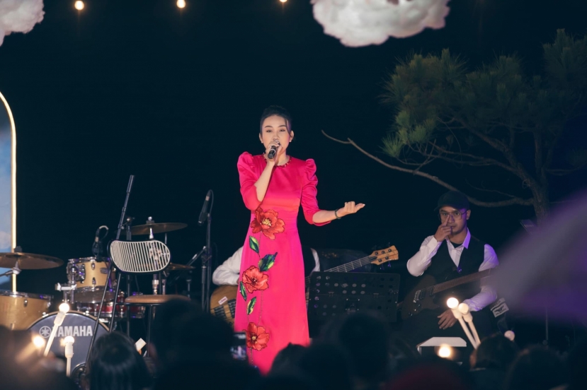 Thiêng Ngân Thiêng Ngân