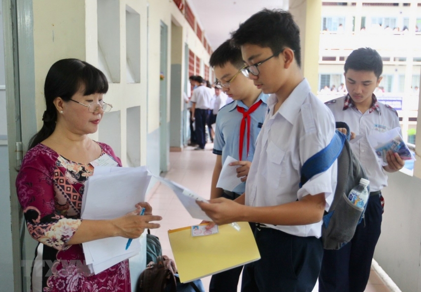 Kỳ thi tuyển sinh lớp 10 tỉnh Bình Định: Thí sinh dự thi vào trường THPT chuyên phải thi thêm 1 môn chuyên tương ứng lớp chuyên đăng ký trong hồ sơ dự thi Kỳ thi tuyển sinh lớp 10 tỉnh Bình Định: Thí sinh dự thi vào trường THPT chuyên phải thi thêm 1 môn chuyên tương ứng lớp chuyên đăng ký trong hồ sơ dự thi