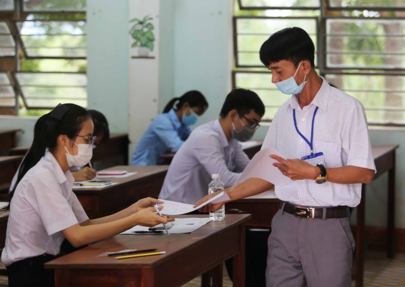 Đáp án đề thi môn Tiếng Anh kỳ thi tuyển sinh lớp 10 tỉnh Đồng Nai năm 2022 cũng như các môn thi khác được chúng tôi liên tục cập nhật. Đáp án đề thi môn Tiếng Anh kỳ thi tuyển sinh lớp 10 tỉnh Đồng Nai năm 2022 cũng như các môn thi khác được chúng tôi liên tục cập nhật.