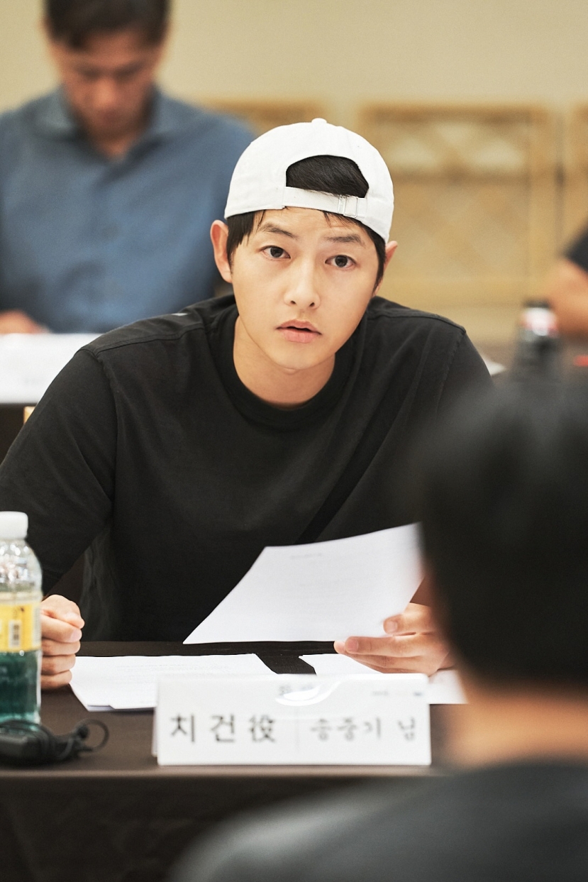 Song Joong Ki không nhận cát xê khi đóng phim mới. Ảnh SOOMPI Song Joong Ki không nhận cát xê khi đóng phim mới. Ảnh SOOMPI