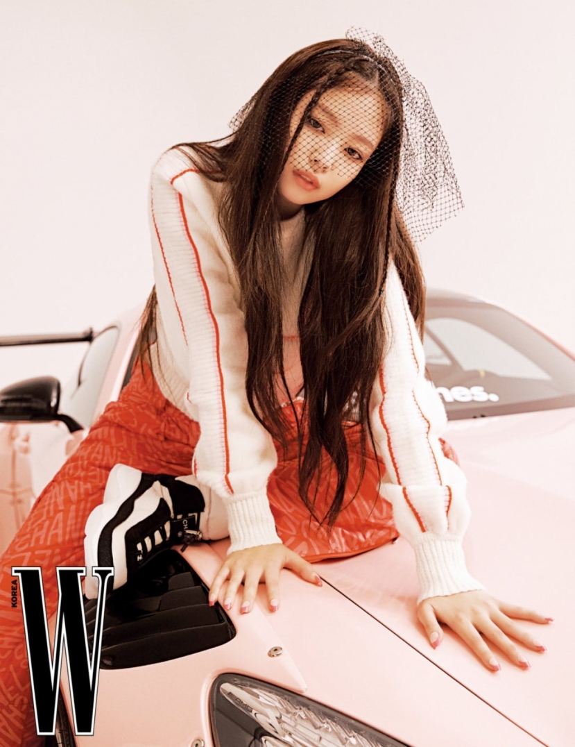 Jennie (BLACKPINK) rạng rỡ xuất hiện sau khi bị phát tán loạt ảnh riêng tư - Ảnh 3 Jennie (BLACKPINK) rạng rỡ xuất hiện sau khi bị phát tán loạt ảnh riêng tư - Ảnh 3
