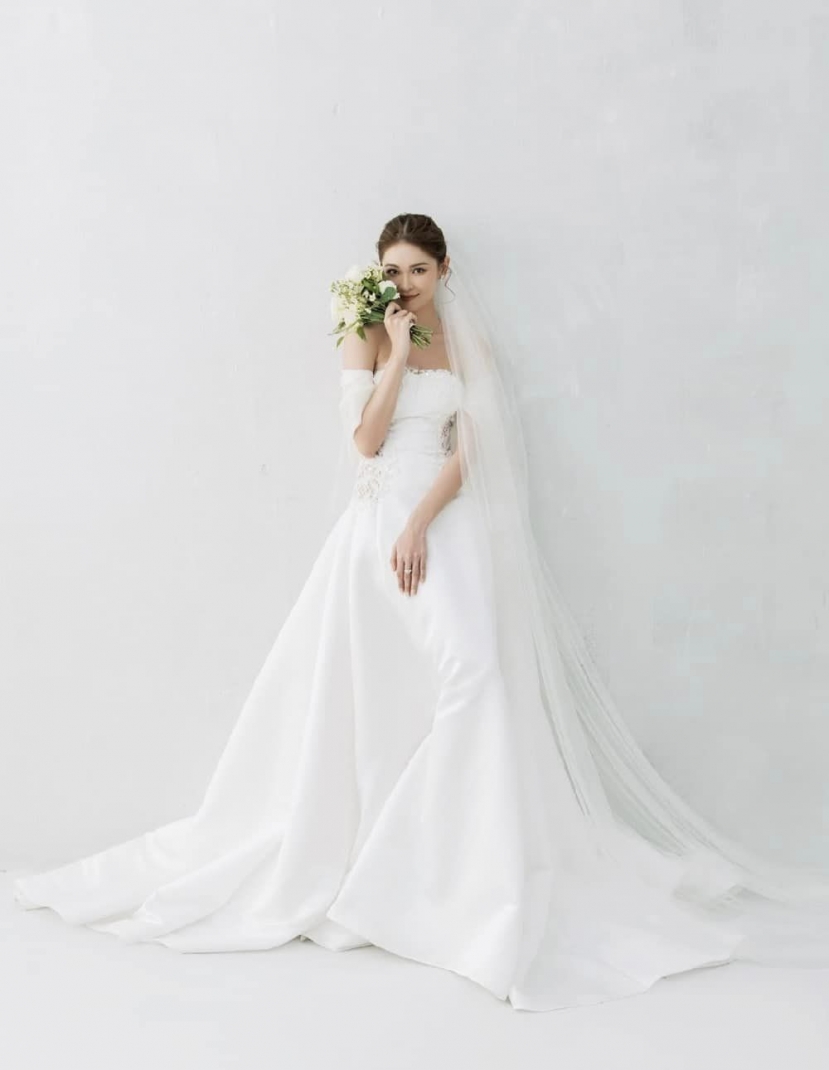 Không đú trend như các sao Việt, Á hậu Thùy Dung không có quy định về dresscode trong lễ cưới - Ảnh 7 Không đú trend như các sao Việt, Á hậu Thùy Dung không có quy định về dresscode trong lễ cưới - Ảnh 7