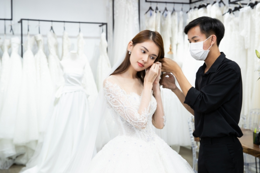 Không đú trend như các sao Việt, Á hậu Thùy Dung không có quy định về dresscode trong lễ cưới - Ảnh 4 Không đú trend như các sao Việt, Á hậu Thùy Dung không có quy định về dresscode trong lễ cưới - Ảnh 4