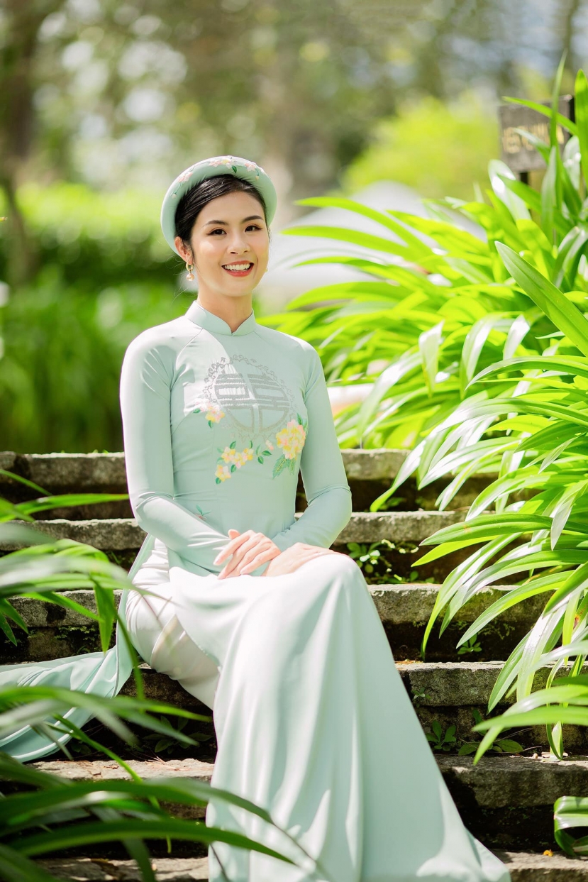 Lần hiếm hoi, Hoa hậu Ngọc Hân tiết lộ về con người thật của chồng - Ảnh 1 Lần hiếm hoi, Hoa hậu Ngọc Hân tiết lộ về con người thật của chồng - Ảnh 1