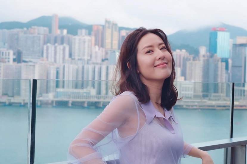 Mỹ nhân 'Sóng gió gia tộc' vạch trần góc tối của showbiz - Ảnh 2 Mỹ nhân 'Sóng gió gia tộc' vạch trần góc tối của showbiz - Ảnh 2