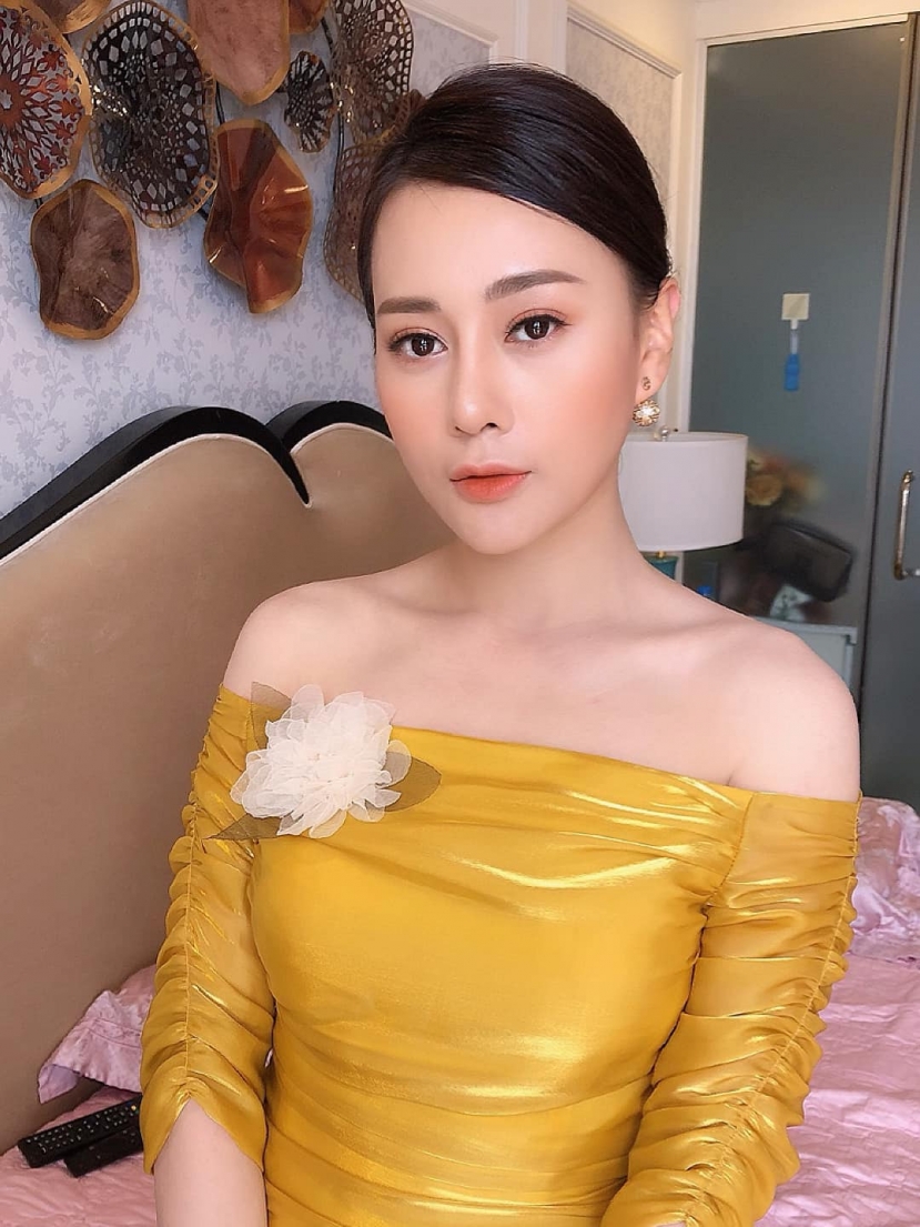 Phương Oanh có năm đầy sóng gió với chuyện tình cảm. Ảnh FBNV Phương Oanh có năm đầy sóng gió với chuyện tình cảm. Ảnh FBNV