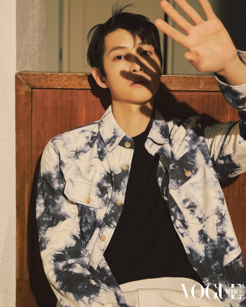 Một nữ MC thẳng thắn tiết lộ con người thật của Song Joong Ki sau lần đầu tiếp xúc - Ảnh 1 Một nữ MC thẳng thắn tiết lộ con người thật của Song Joong Ki sau lần đầu tiếp xúc - Ảnh 1
