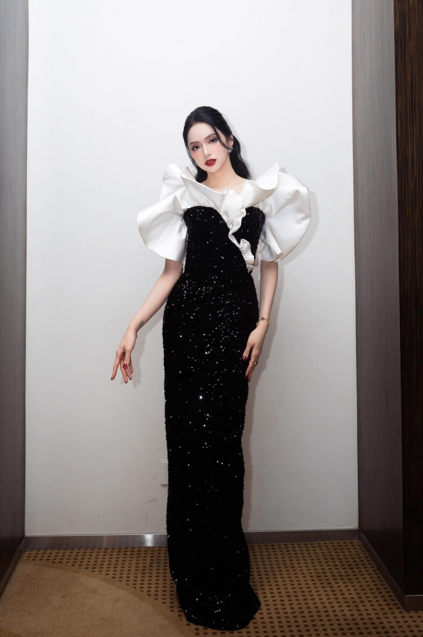 Nhan sắc xinh đẹp của Hương Giang. Ảnh FBNV Nhan sắc xinh đẹp của Hương Giang. Ảnh FBNV
