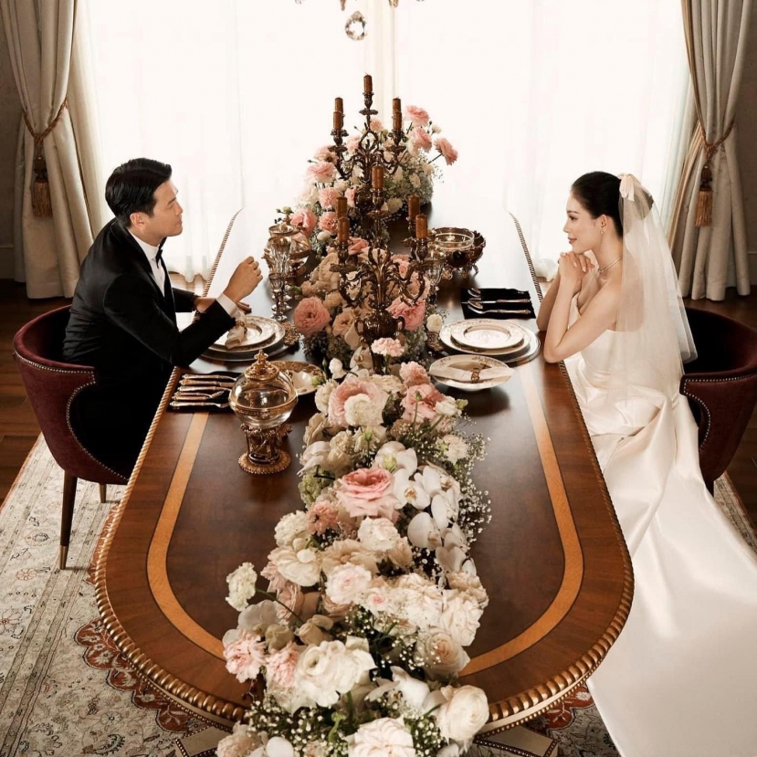 Ảnh cưới đậm chất quý tộc của Linh Rin và em chồng Tăng Thanh Hà. Ảnh IGNV Ảnh cưới đậm chất quý tộc của Linh Rin và em chồng Tăng Thanh Hà. Ảnh IGNV